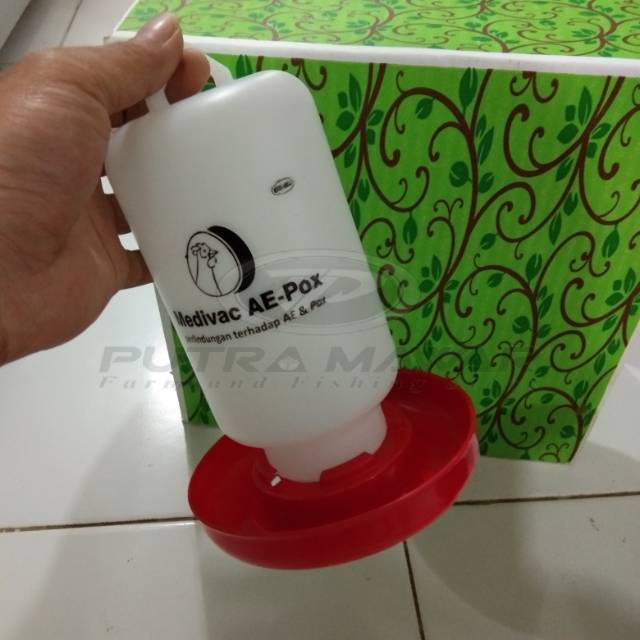 Medion TMA tempat minum ayam 1Liter/cepuk ayam