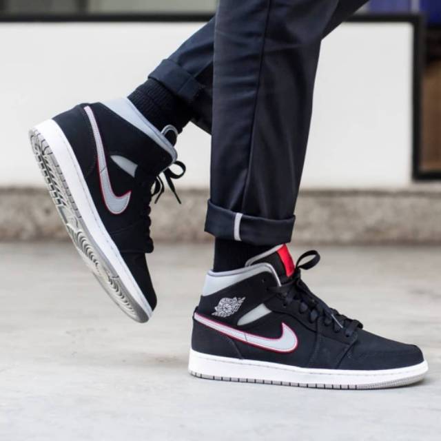 jordan 1 particle grey