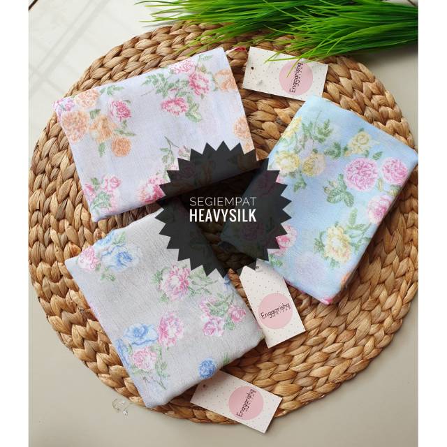 Jilbab Segiempat Motif Bunga/ hijab motif/ hijab segiempat/square motif/jilbab voal/segiempat voal