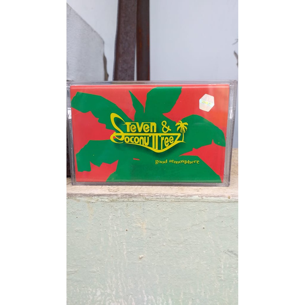 Kaset Steven & Coconuttreez Album Good Atmosphere