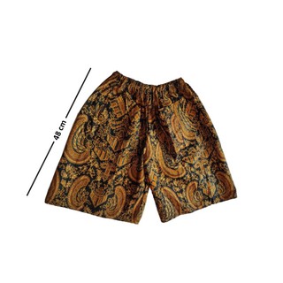Celana Pendek Batik Wanita Kekinian Motif Semen Romo Bahan Celana Pendek Batik Wanita Kekinian Motif Semen Romo Bahan