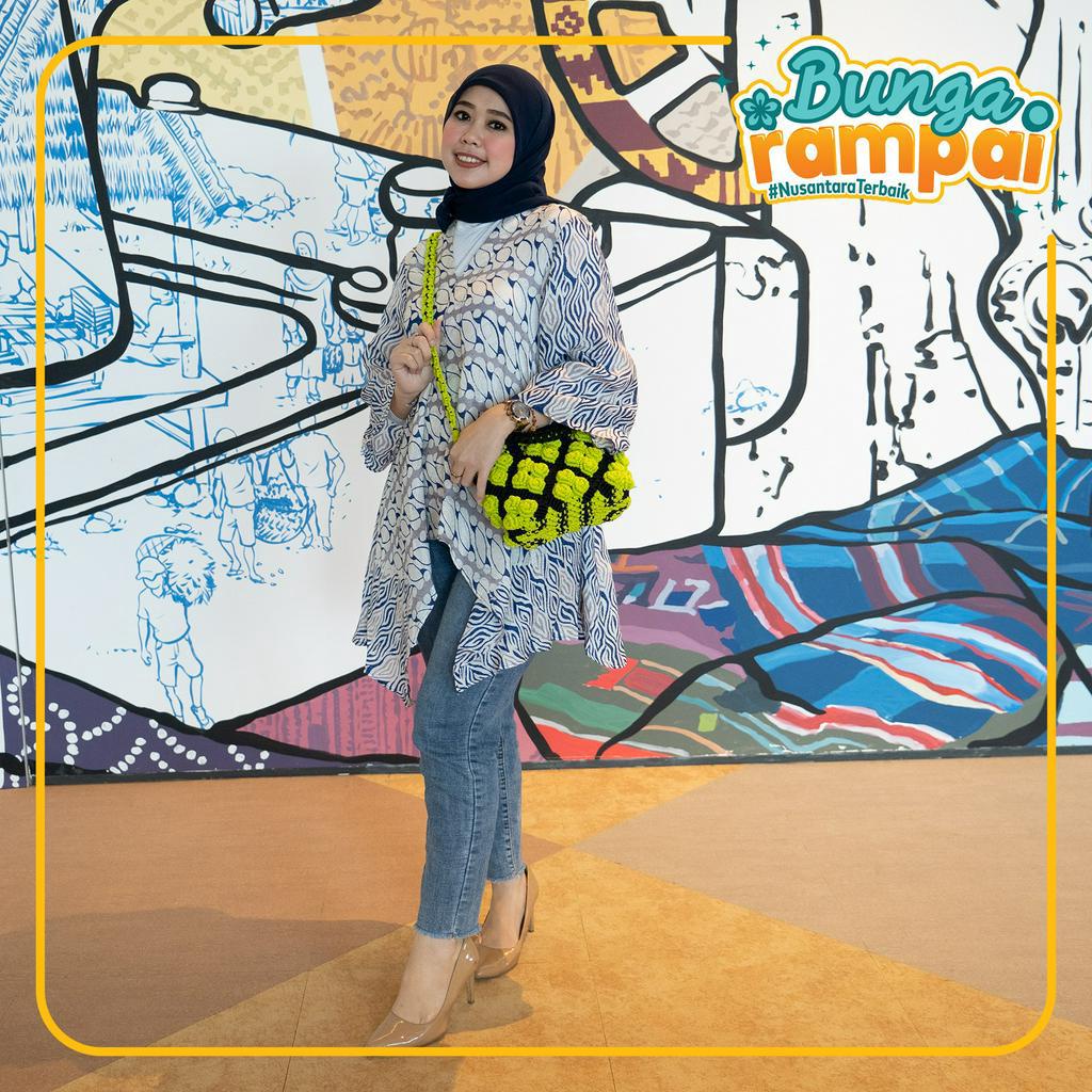 Baju Kaftan Tiskos Putih Biru