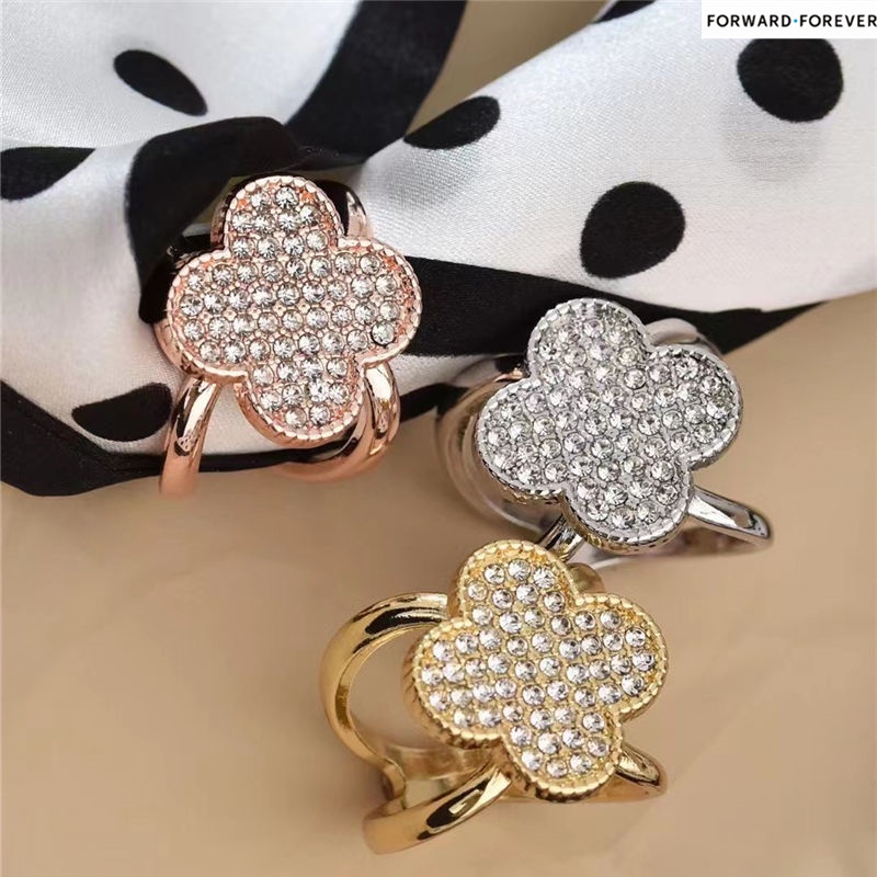 Bros Bentuk Daun clover Bahan alloy Aksen Kristal M40281