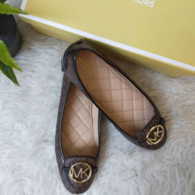 MK lillie moccasin logo signature flats shoes