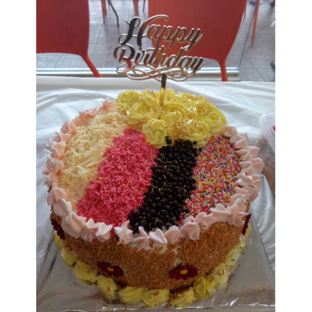 

Red Velvet Birthday Cake 20 cm Premium