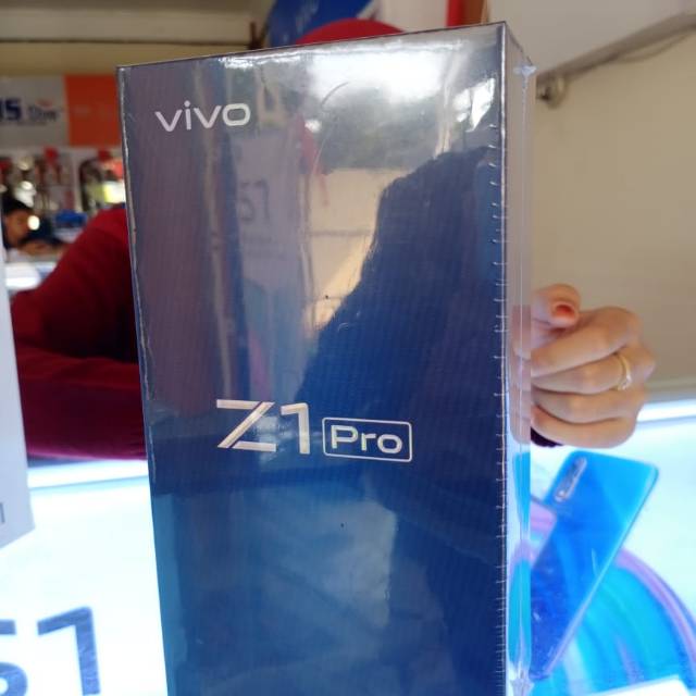 VIVO  Z1_pro 4/64 ( ultimate O screen ) GARANSI RESMI