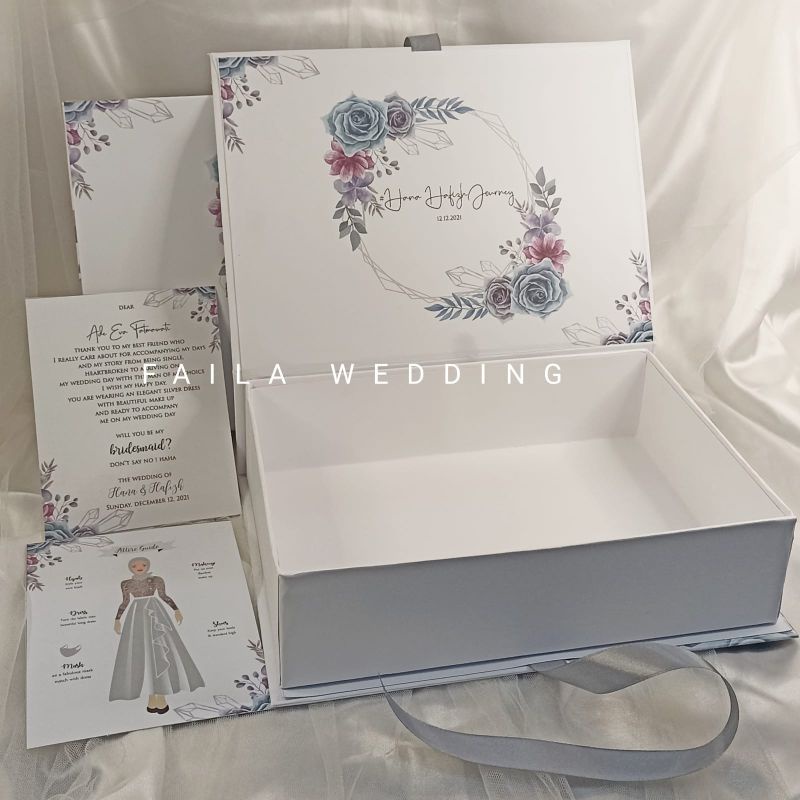

HARDBOX BRIDESMAID STANDAR + CARD