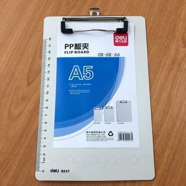 

Papan Ujian Plastik / Clip Board PP A5 9247