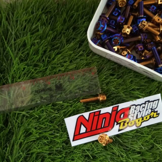 Baut probolt tutup tangki ninja r, ninja ss, ninja rr/ninja 250