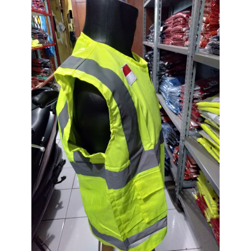 ROMPI SAFETY BAHAN KAIN DRILL FREE LOGO K3 BENDERA HIJAU STABILO ALLSIZE