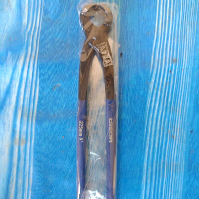 catok/krekut/tang bonsai