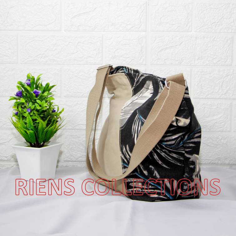 TAS SELEMPANG SLING BAG KANVAS KOMBINASI FLORAL LATAR HITAM SLC0104