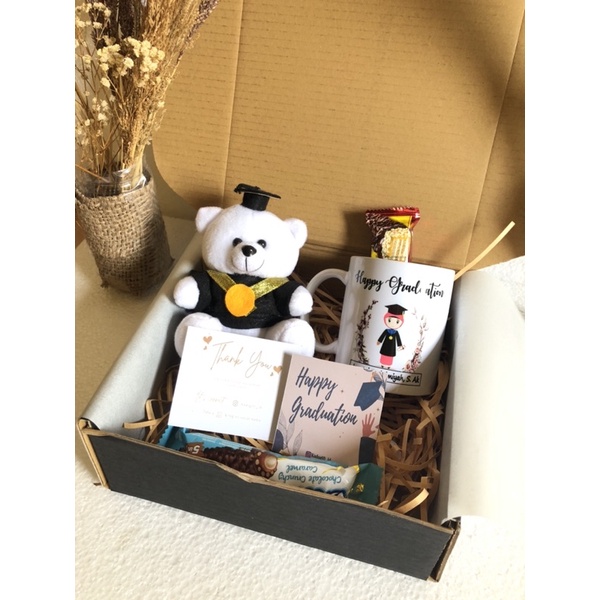 Kado Wisuda Murah / Gelas Custom / Boneka Wisuda