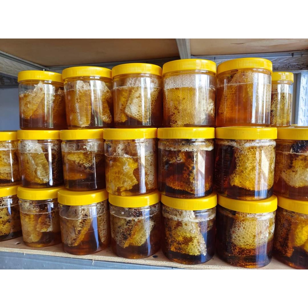 

Chunky Honey (Perpaduan Madu Sarang & Madu Curah)