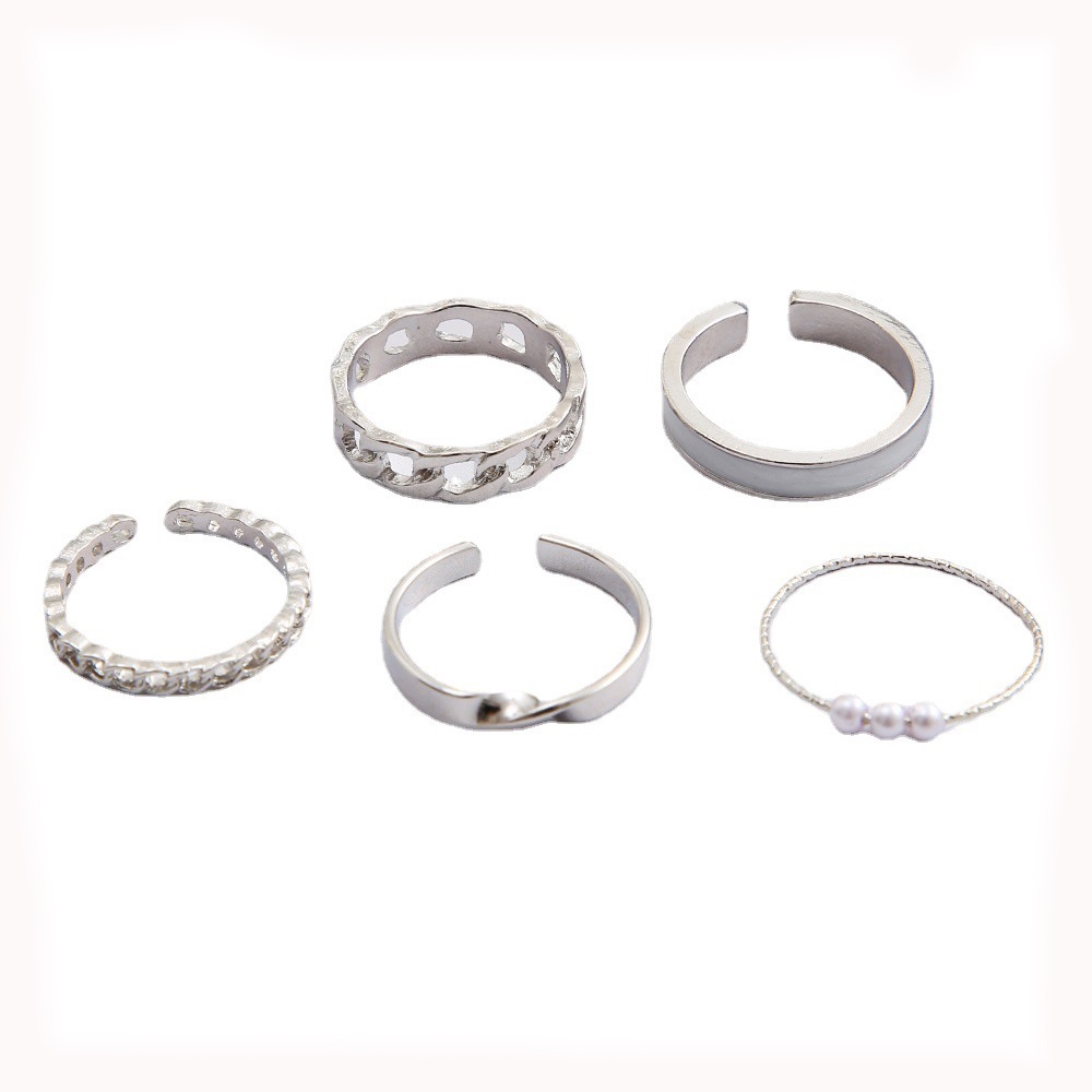 Set Cincin Rantai Geometris Hollow Warna Silver Gaya Punk Vintage Untuk Wanita