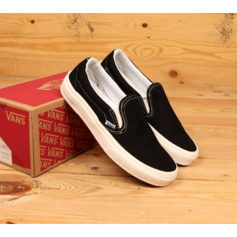 SEPATU43 VANS AUTHENTIC FULL BLACK HITAM POLOS WHITE PUTIH OLDSKOOL ERA SK8 SLIP ON PRIA