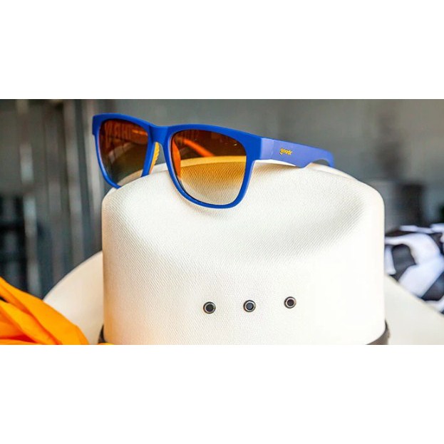 Kacamata Goodr Beast Fucking Goodr BFGs FARMER VON'S TRIPLE PUMP