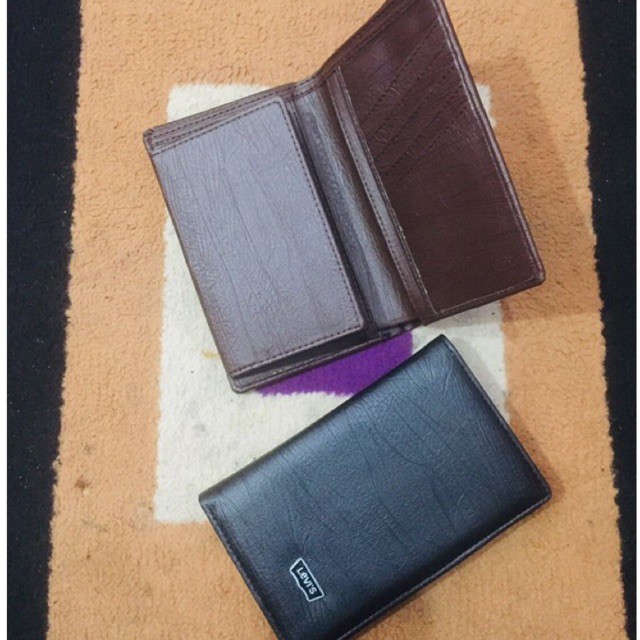 Dompet pria ukuran tanggung 3/4 banyak slot kartu pu Bona lokal #dompet #dompetpria #dompetkeren