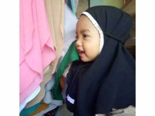 BERGO HAMIDAH ANAK  HIJAB SPORT ANAK KERUDUNG SEKOLAH SPORTY