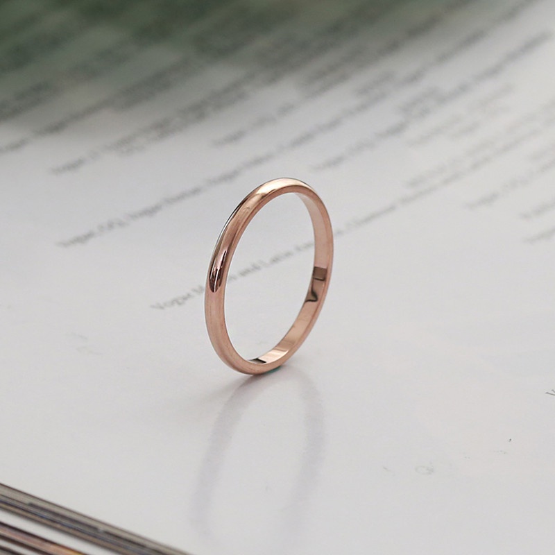 Cincin Bahan Titanium Steel Bentuk Bulat Untuk Wanita