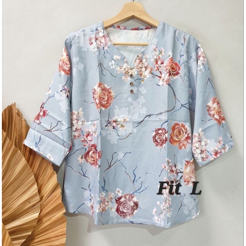 SHERATON LENGAN 3/4 V NECK WHITE BLOUSE /BUNGA SAKURA KYOTO FLOWER - DELIGHTLINE ATASAN VNECK WANITA-FIT L-3 BUTTON BLUE