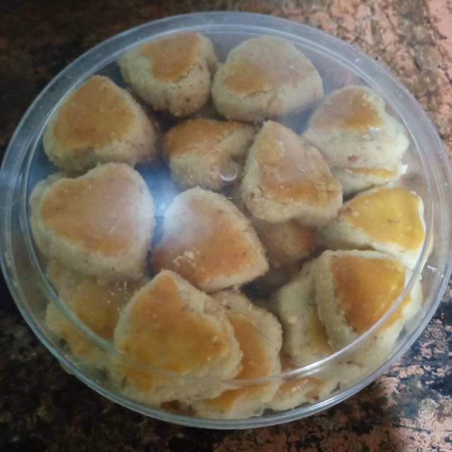

Kue Kacang Lumer
