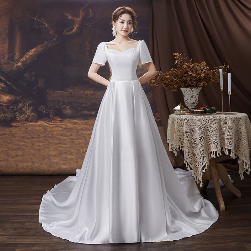 Import Wedding Dress Franch White Satin Long Tail Wedding Gown Bridal Party Dress