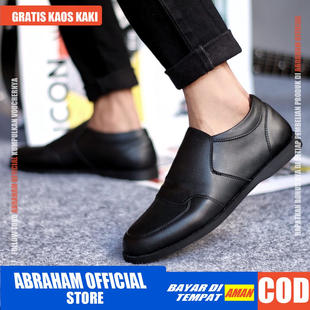 ABRHM x SAMUEL Sepatu Slip On Pria Sepatu Pria Casual Sepatu Casual Pria Kulit Pu Sepatu Kasual Cowok / Cowo Slop Anti Slip Semi Formal Kerja Kuliah Gaya Santai Keren Kekinian Original Murah Terlaris