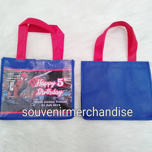 

Goodie bag costum pake kretekan