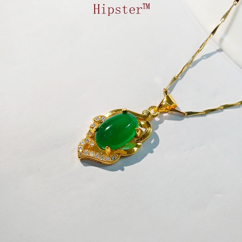 Fashion Trend Hot Sale Leaf Type Emerald Pendant Hollow Necklace