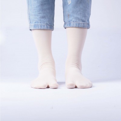 Soka Kaos Kaki Jempol Basic Size M