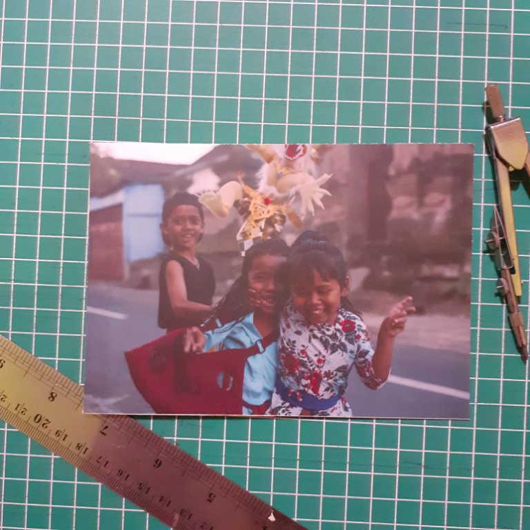 

[A-19] Kartu Pos/Postcard Bocah Bali