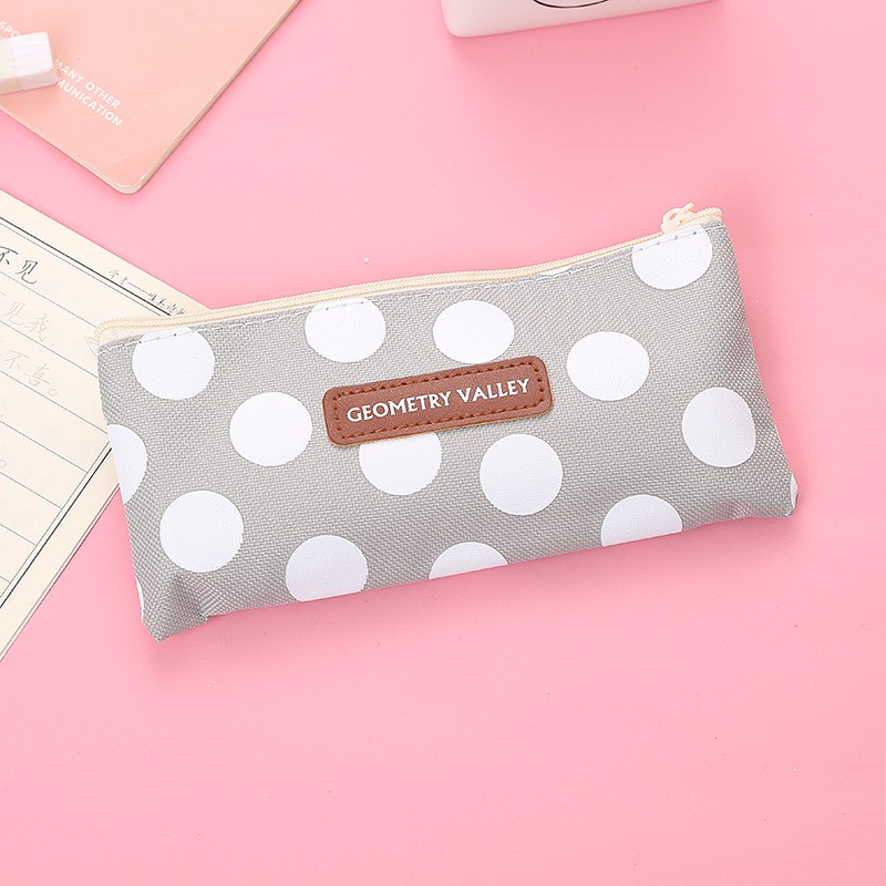 OVERFLOWS.ID Pencil Case Karakter Tempat Pensil Geometri Tepak Kotak Kotak Murah-Abu Polkadot
