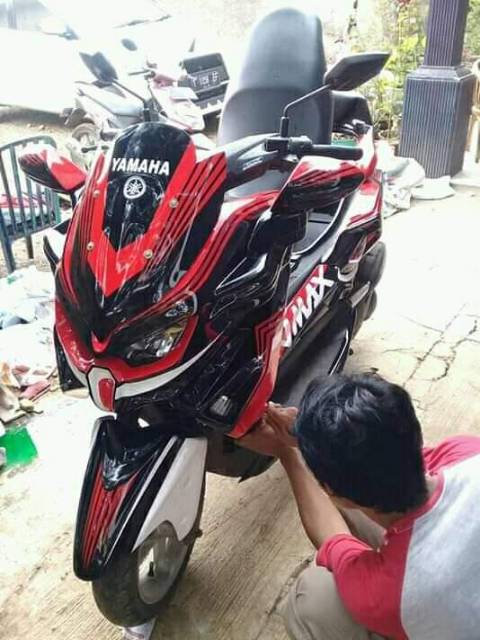 FullCustom NMAX predator