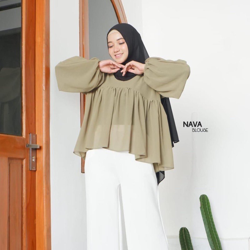 BLOUSE CERUTY DEALOVA | TARTAN MIZU | LUCIA WOLFIS | PRETTY RUFFLE BLOUSE-NAVAARMY