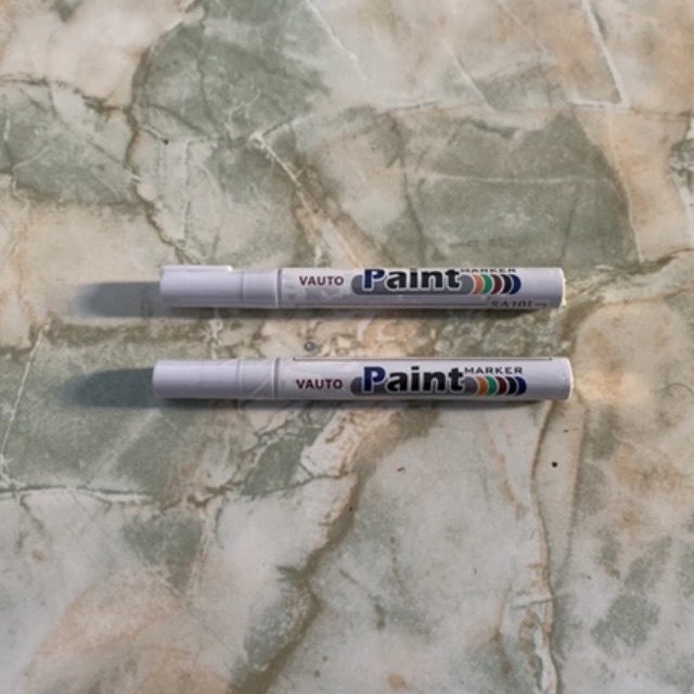 

Spidol Ban Paint Marker TOYO warna PUTIH