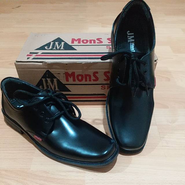 SEPATU PANTOFEL PRIA JM MONS STAR ( 201 )