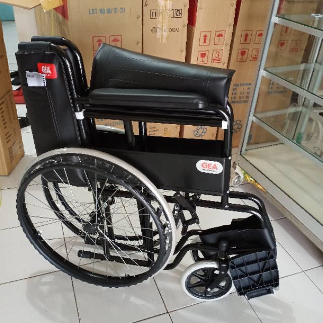 Kursi Roda Gea FS 875