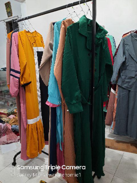 Gawang Osaka T.175cm Hitam Beroda Gantungan Jemuran Gawangan Model Ikea