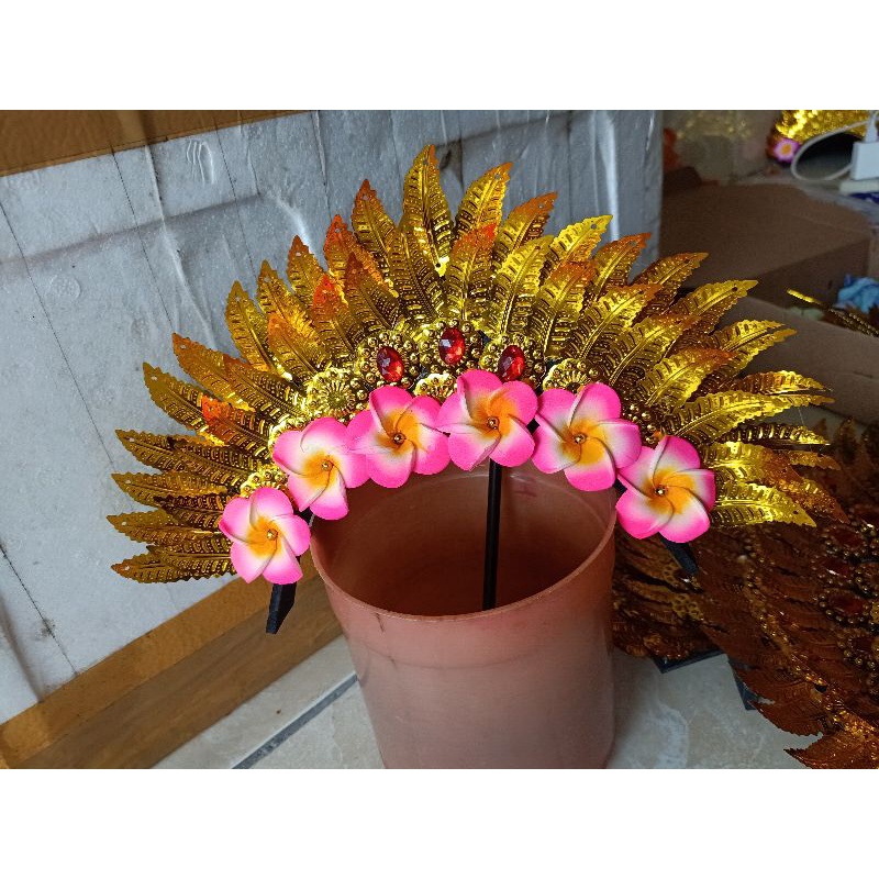 Hiasan kepala bali bunga kamboja