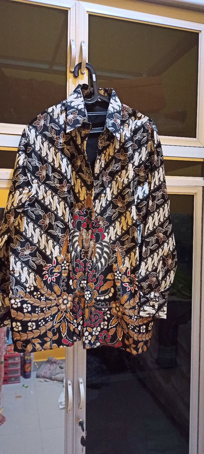 Kemeja Batik Semi Sutra Sanwoz Puring Istimewa