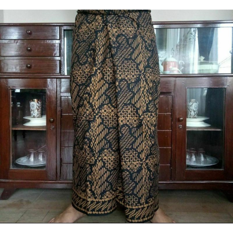 Sarung Batik Gagak Setha