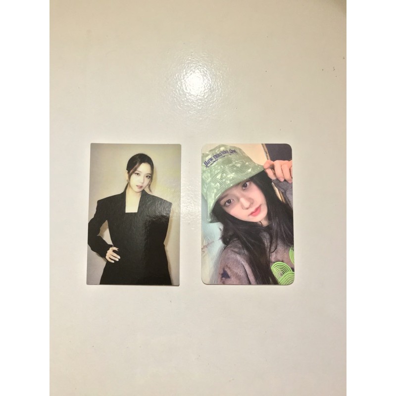 WTS Jisoo Bucket Hat & PC The Album
