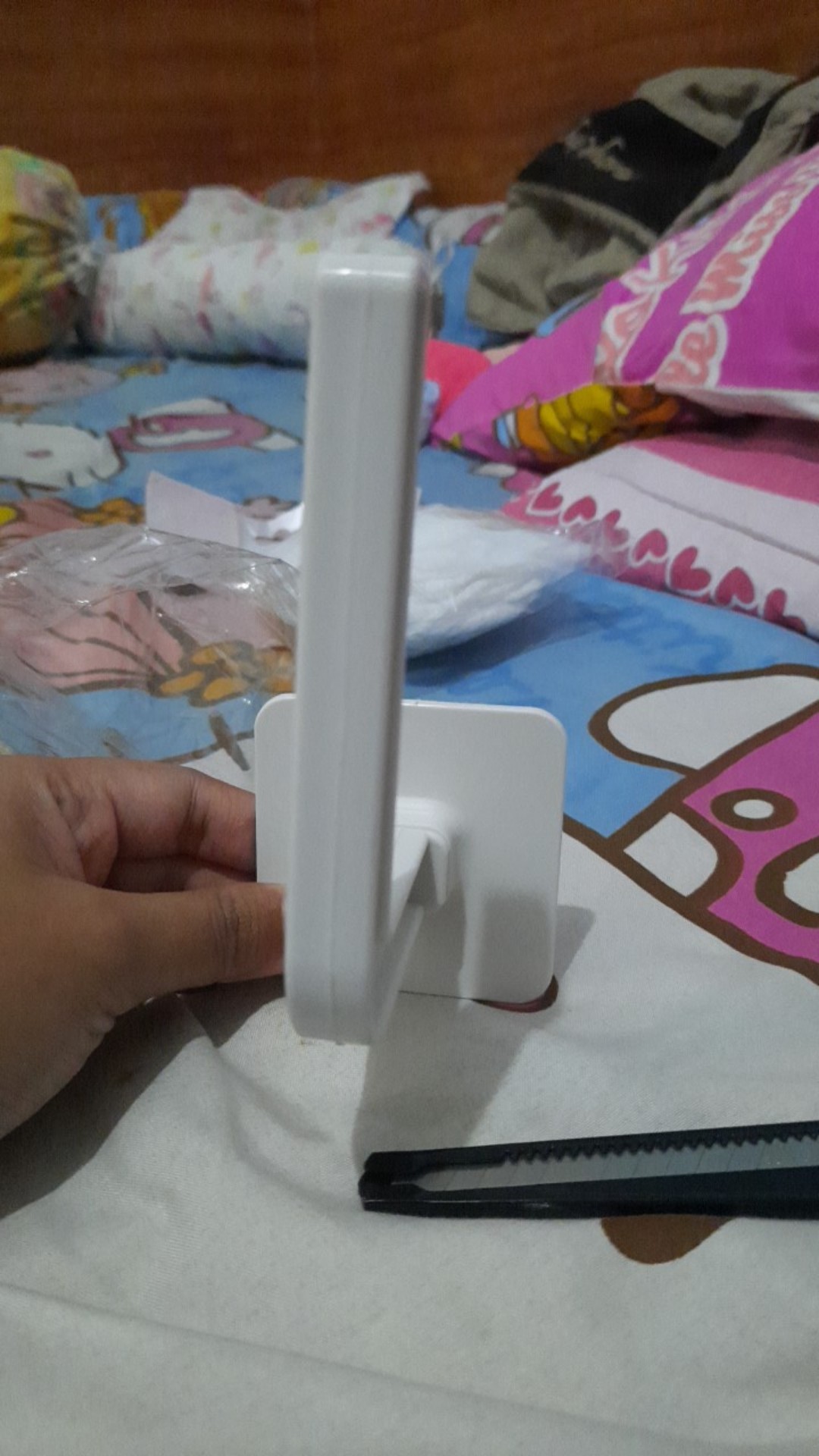 Tempat Gantung Tisu Stand Vertikal Alat Dapur Panci Gelas Tissue