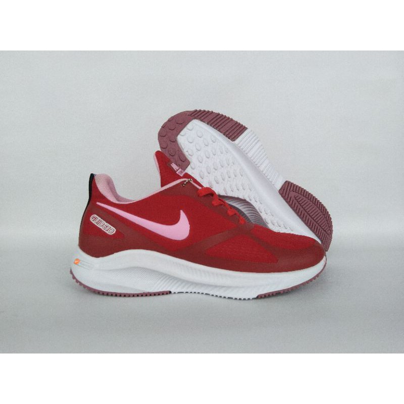 Sepatu Wanita Nike Guideo  Sepatu Senam Wanita  Made in vietnam  Sepatu Lari Wanita