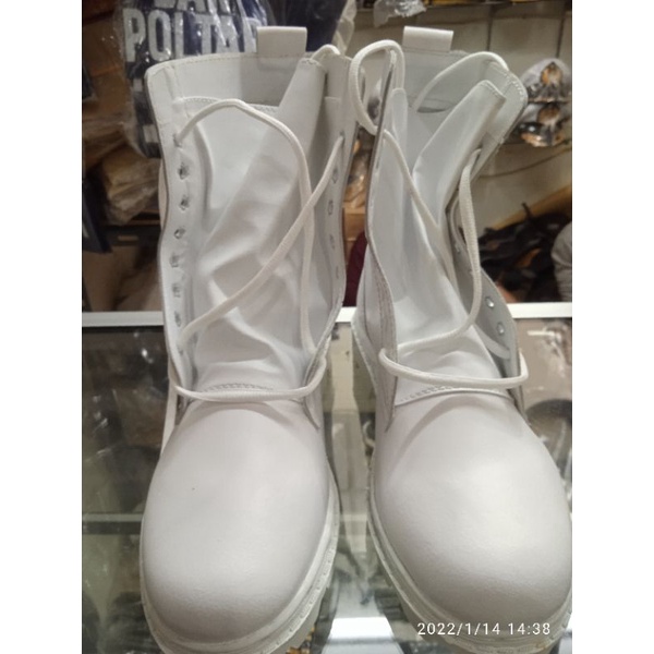 Sepatu PDL Putih