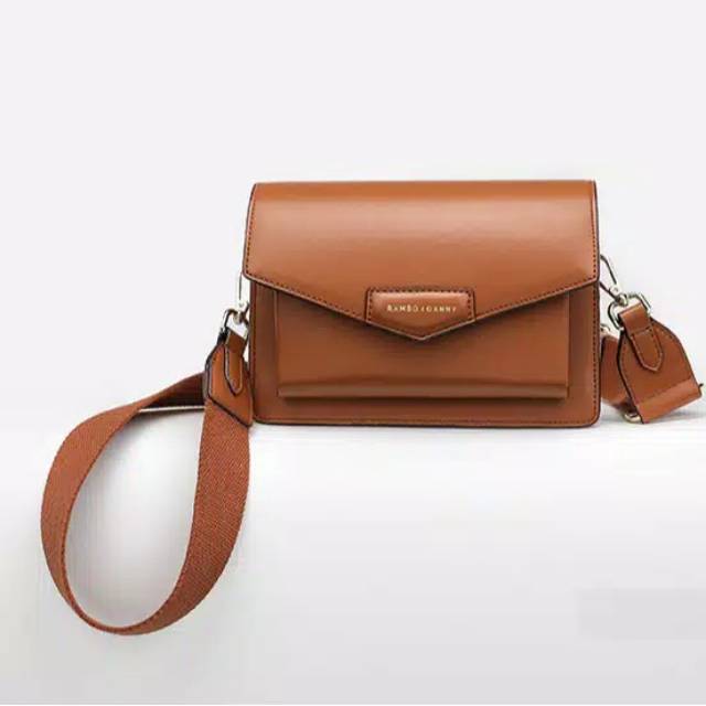 CHARLES AND KEITH | TAS CNK | TAS WANITA | TAS IMPOR SLING BAG