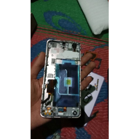 LCD Sharp Aquos r3 Normal