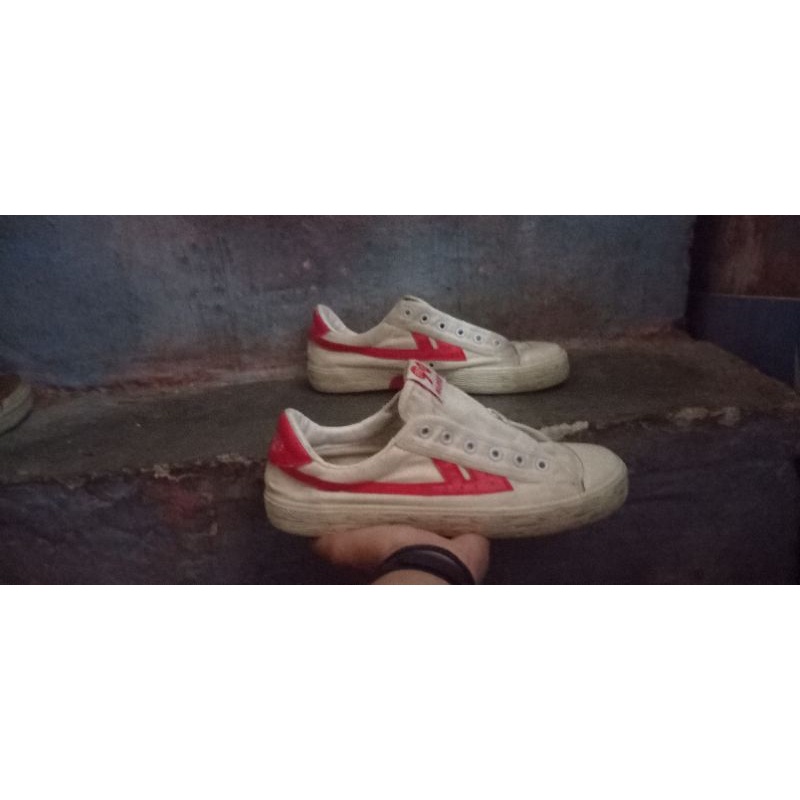 sepatu Second Warrior