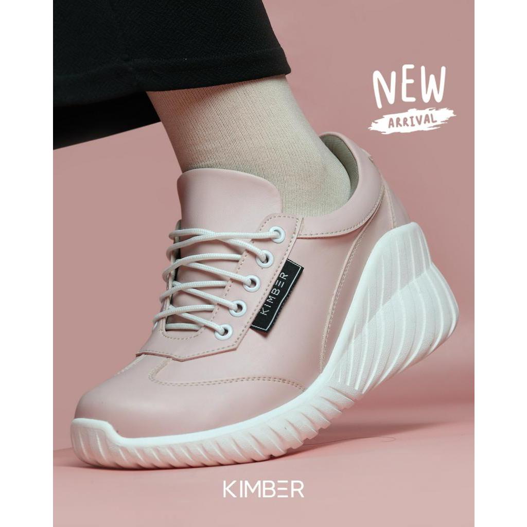 Sepatu Wanita Sneakers NEW  CHLOE PINK
